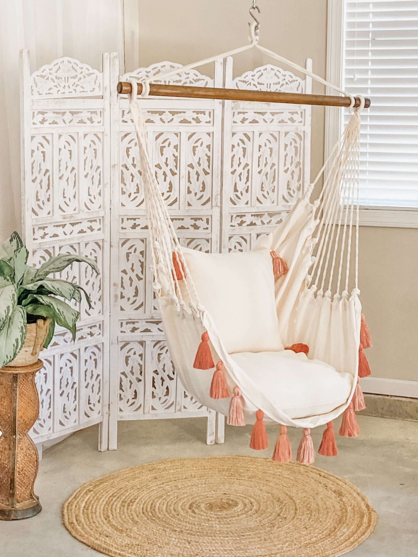 Boho Hammock Chair Swing With Pink Tassels – Limbo Imports Hammocks