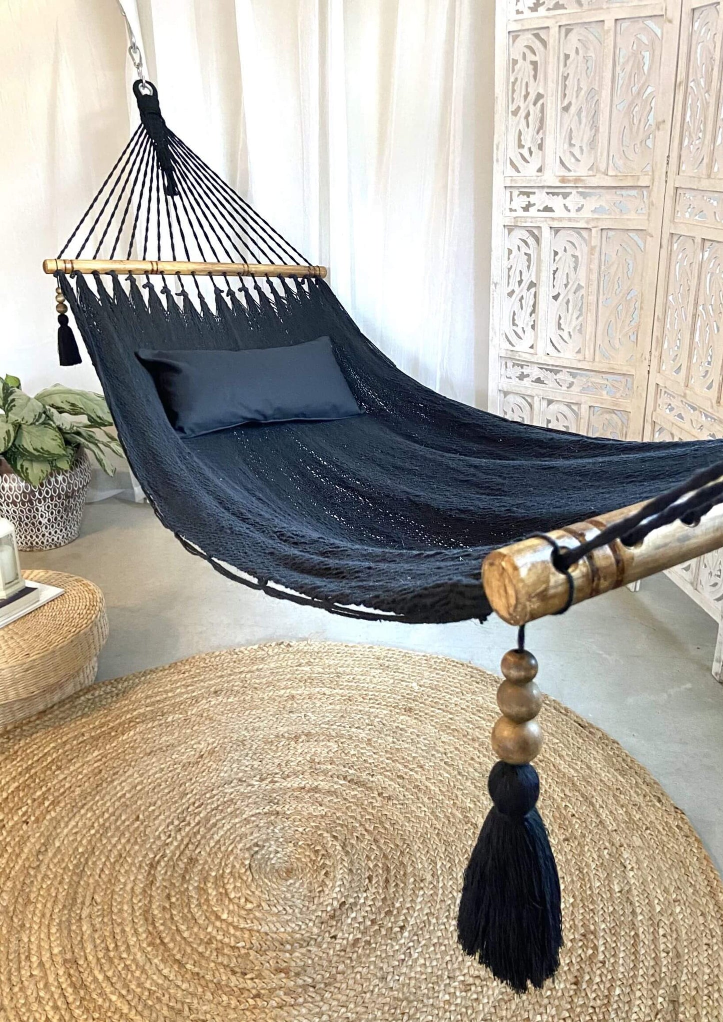 Black Woven Hammock With Wood Spreader Bars