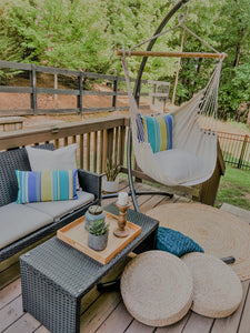 Modern Garden Retreat Idea : An Outdoor Garden Hammock Chair Swing Sanctuary You’ll Love