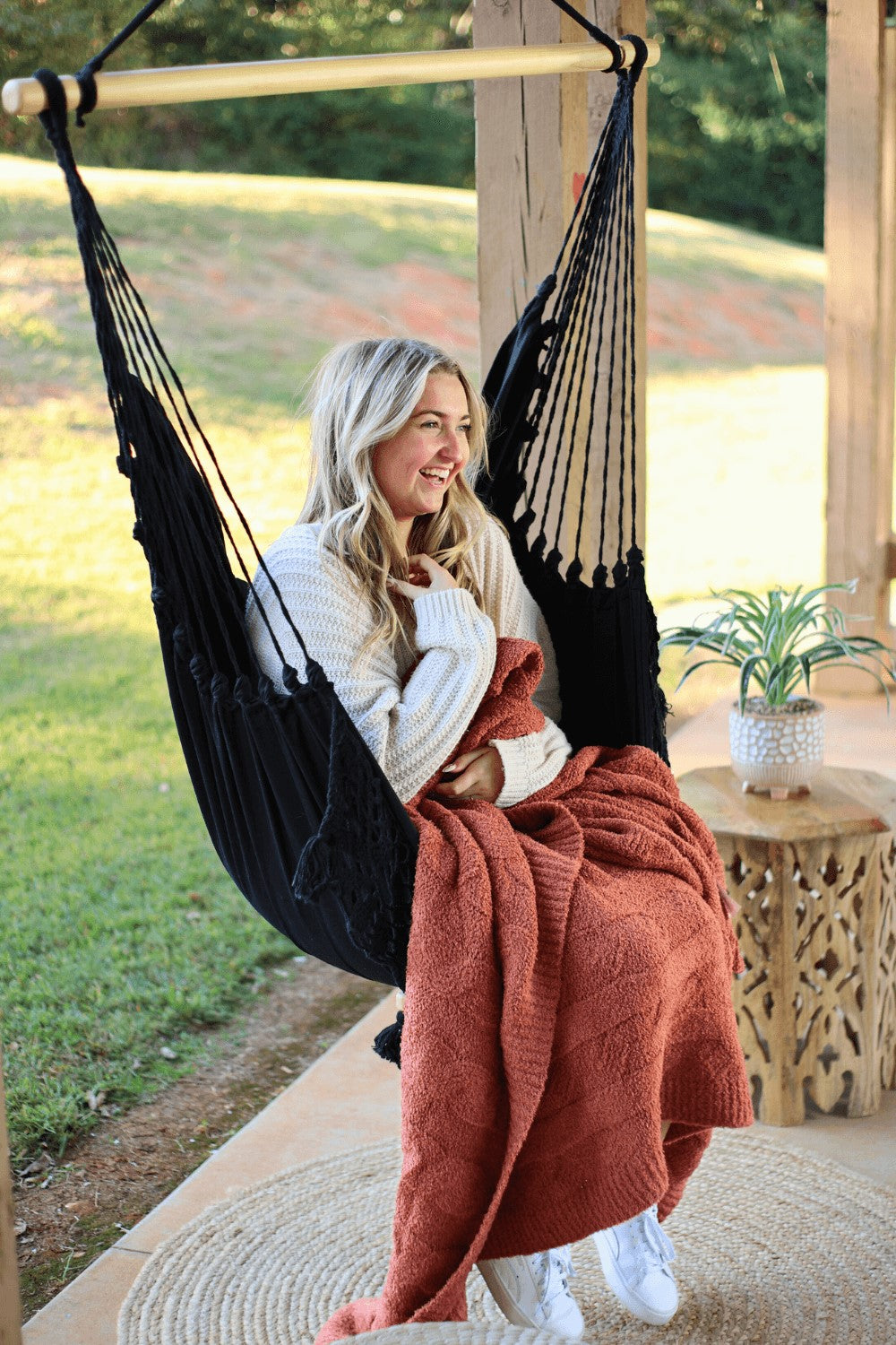 Black Macrame Crochet Hammock Chair LUCIA BLACK