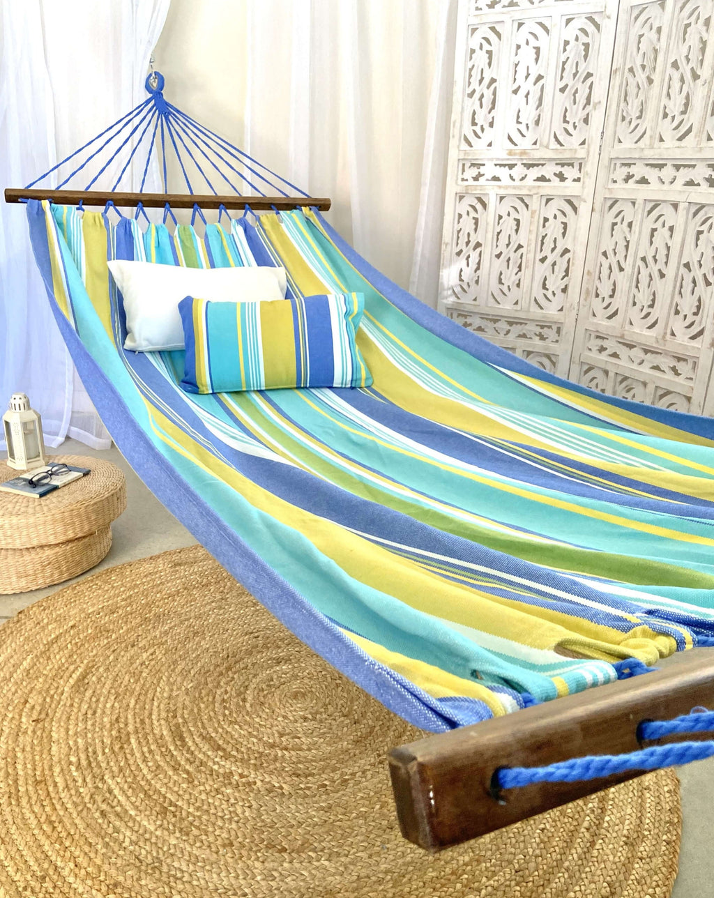 cotton hammock with spreader bar