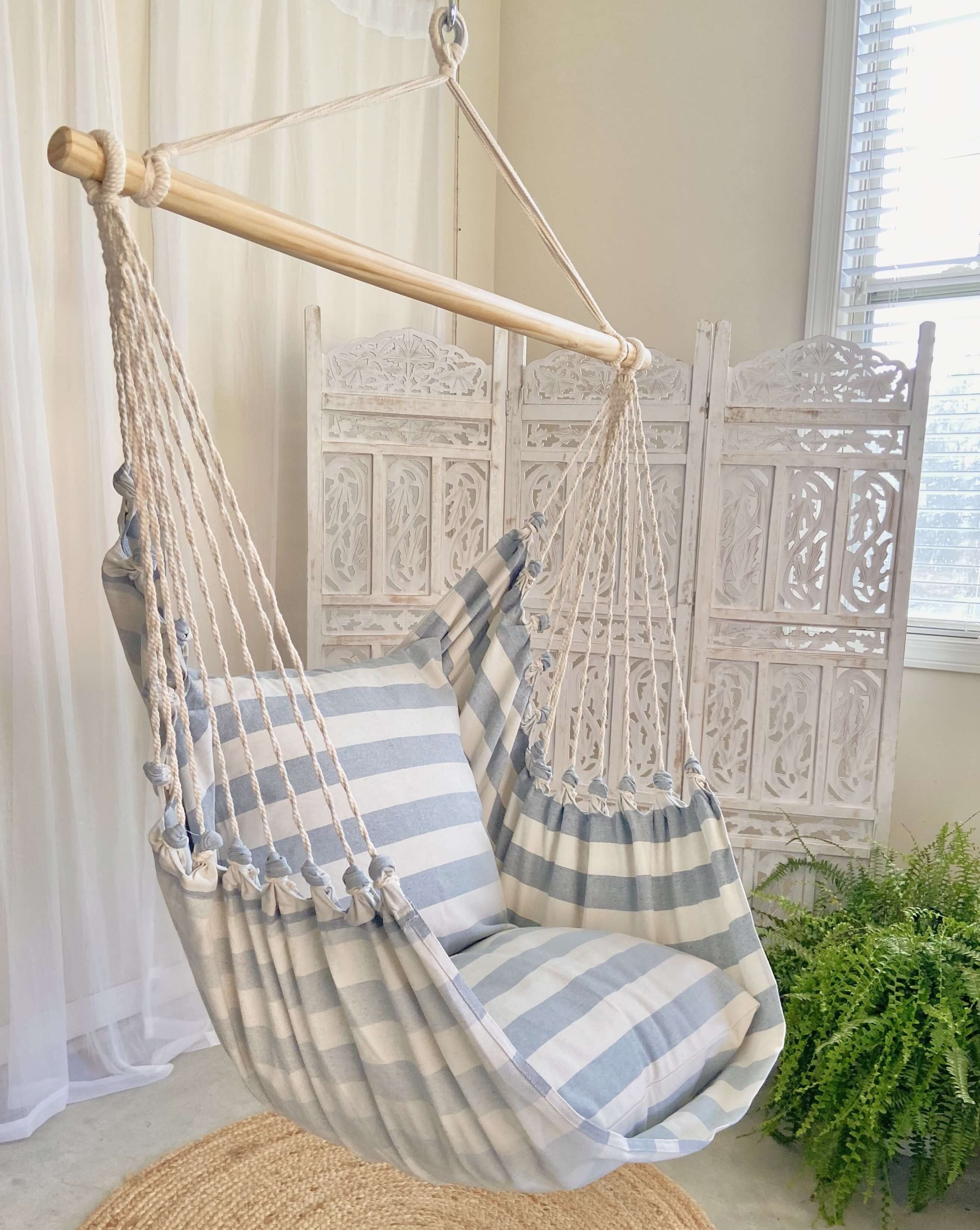 coastal style hammock chair swing