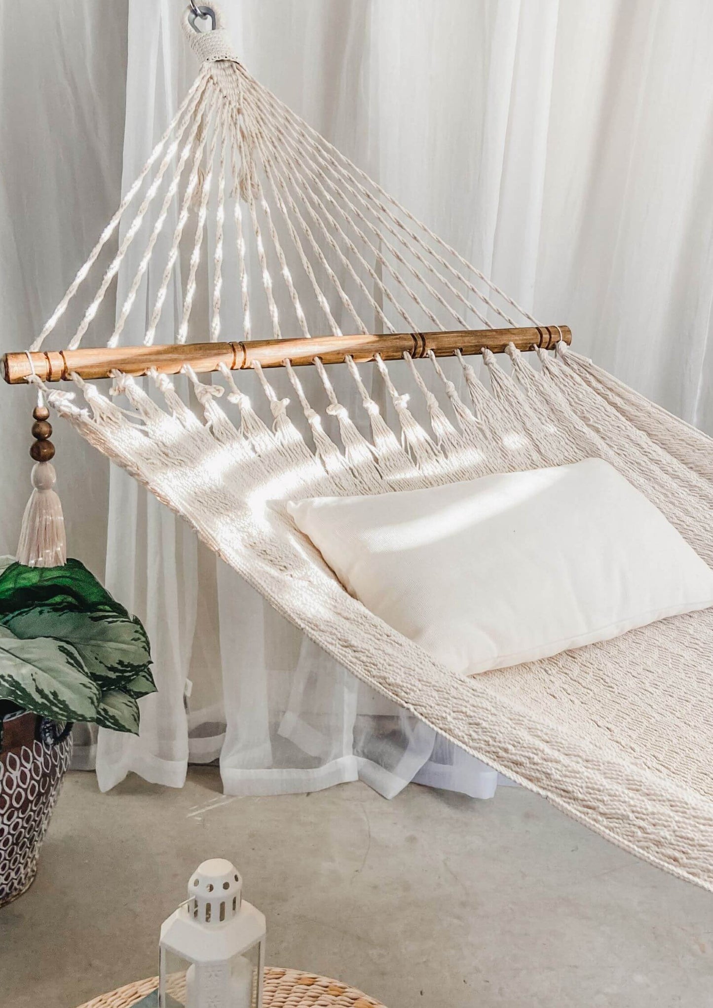 White Hammock With Wood Spreaders