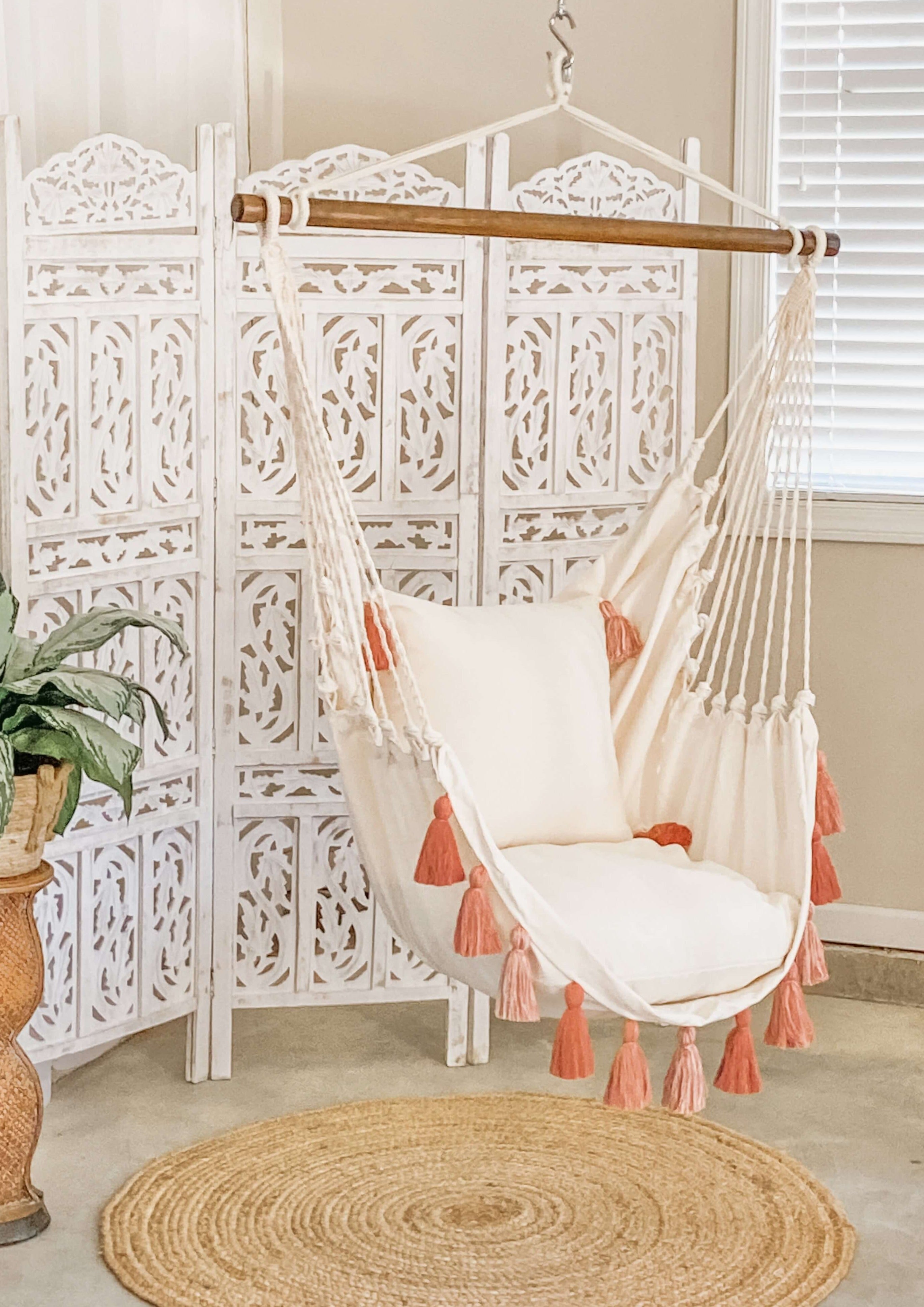 Pink Hanging Chair Bedroom Swing With Tassels | Boho Hanging Chair Swing |  Indoor Hammock Chair – Limbo Imports Hammocks
